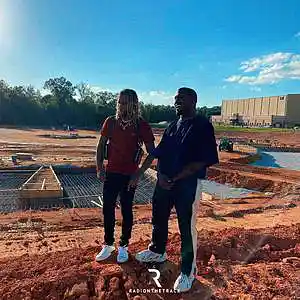 Picture for song 'Finding my way (Kanye West Lil Durk)' by artist 'radionthetrack'