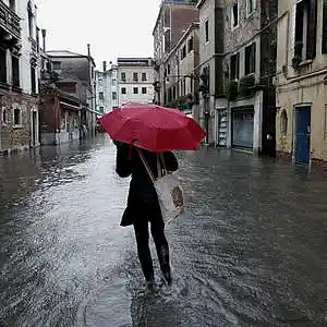 Picture for song 'FLOODING IN' by artist 'tamsnumber4'
