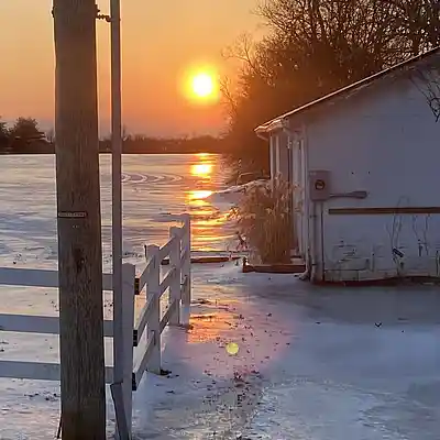 Song picture of 'Daylight'