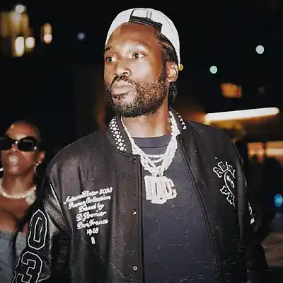 Picture for song 'Visions / Meek Mill x Millyz Type Beat (2 For 1)' by artist 'Buckroll'