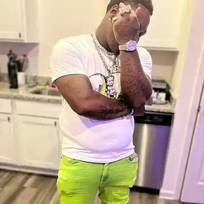 Picture for song 'Big Moochie Grape Type Beat - "Party"' by artist 'World Beats'