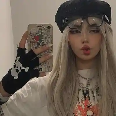 Picture for song 'Shell Toes' by artist 'K. Kahmere'