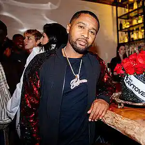 Picture for song 'Mr Tiggy' by artist 'Derrickshawty'