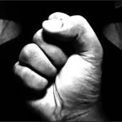 Picture for song 'Canserbero - Puño arriba - VOZ LETRA(MP3_160K)' by artist 'orebrescan'