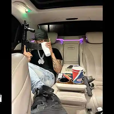 Picture for song 'Lil Speedy x Lil Noonie Type Beat-"Spinnin"' by artist 'MP3Meech'