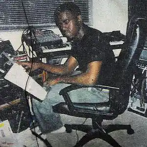 Picture for song 'Kanye West 2 (Bass)' by artist 'WisperBeats'