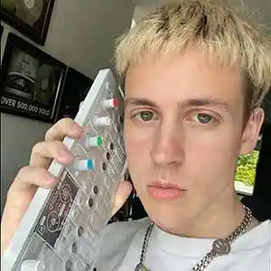 Picture for song 'Butterflies' by artist 'prod. enzo'