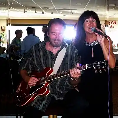 Picture for song 'One Note Samba' by artist 'John & Maria Naylor'