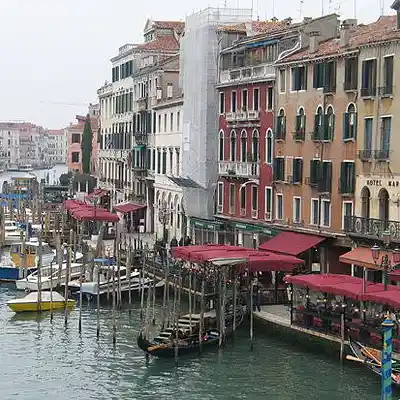 Picture for song 'May Rain Waltz' by artist 'Taehan Sim'