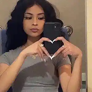 Picture for song '"Broken Heart" (BUY 1 GET 4 FREE)' by artist 'davmusic'