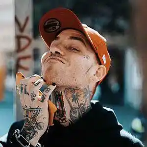 Picture for song 'Lowkey [Blackbear type beat]' by artist 'Nick Ballin (B4LLIN STAWNS)'