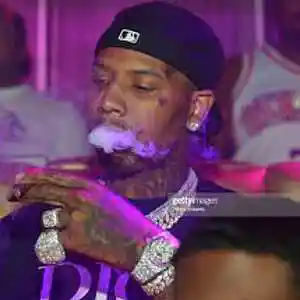 Picture for song 'Drake x Moneybagg Yo Type Beat-Crack-prod.4bidden' by artist '4Bidden 4Evr'