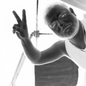 Picture for song 'Controverzz - ES' by artist 'Unreachable Records'