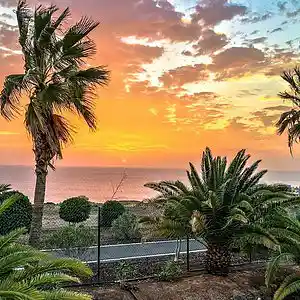 Picture for song 'dawn breaks on me' by artist 'Oson'