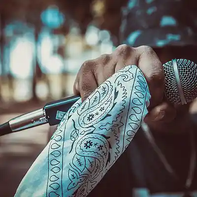 Picture for song 'LA' by artist 'HuskY'
