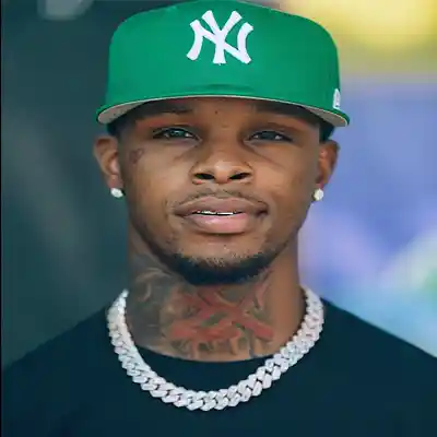 Picture for song 'Trap Type Beat - Hot Propert BPM 162 C# minor 939' by artist 'Hashtag6eatZ033'