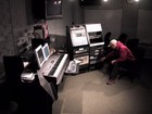 Picture for song 'Drop Bombs' by artist 'Emeye'