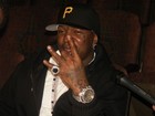 Picture for song 'How To Pop a Bottle (remix)' by artist 'GeFf On dA bEaT'