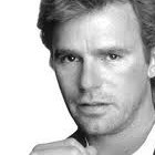 Picture for song 'SI MACGYVER HUBIERA TENIDO UN iPHONE...' by artist 'PHIL SORIA'