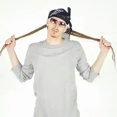 Picture for song 'Bz Da God "Avalanche"' by artist 'BZ DA GOD'