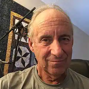 Picture for song 'One More Christmas' by artist 'Leonard Scaper'