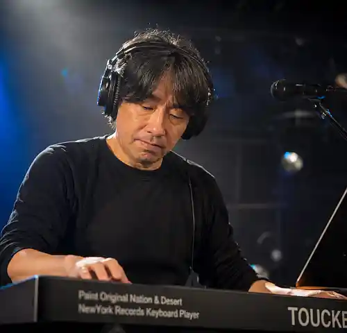 Picture for song 'I'm Pray /TOUCKE & Ai 2026 (Static in the Room)' by artist 'Hideo Takeyama Paint Original Notion'