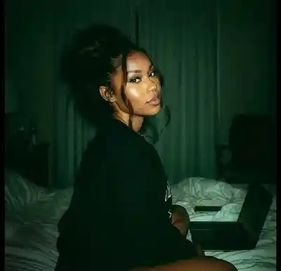 Picture for song 'Overtime' by artist 'Tramo'