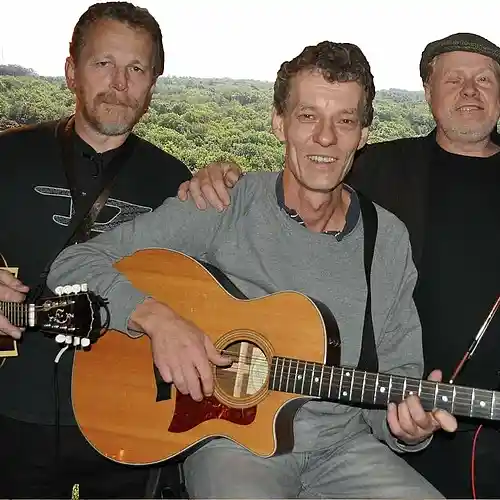 Picture for song 'Ride on' by artist 'Bejeezus Boys'