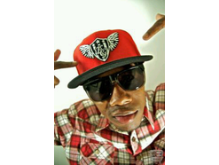 Picture for song 'LOUIS,GUCCI,PRADA' by artist 'OFF DA MAP'