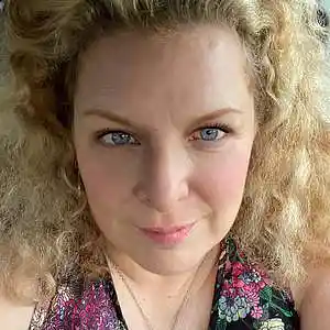 Picture for song 'Heather Ann Shepard - Shine On Brightly' by artist 'TROLL FARM STUDIOS'