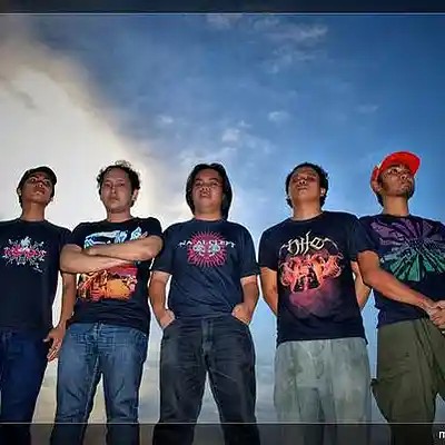 Picture for song '(Natal Cleft-2009)Deceit' by artist 'Fella Show'