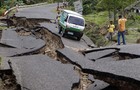 Picture for song 'Earthquake' by artist 'Cash Hits'