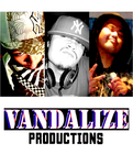 Picture for song 'Kharisma feat. J Flip & JOHN D - Left To The Right' by artist 'JOHN D'