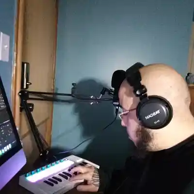 Picture for song 'MOMENTS (INSTRUMENTAL) BY BIG AKH' by artist 'Muzik city productions'