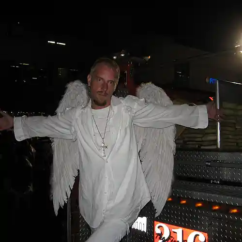 Picture for song 'light's out by detroit street' by artist 'detroit st'