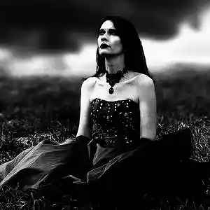 Picture for song 'HAY UNA VOZ (feat. Paolamadelaine)' by artist 'Round The Globe'