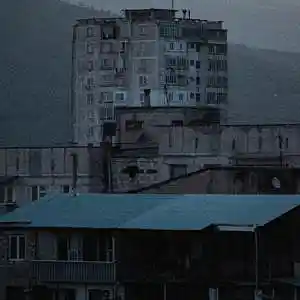 Picture for song 'Blinders (141 BPM)' by artist 'Overseas Prod'