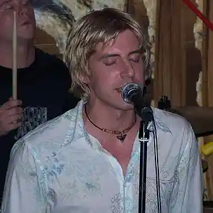 Picture for song 'Ramble On' by artist 'Daveyjonez'