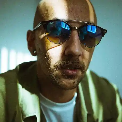 Picture for song 'Port' by artist 'Sid Madrid'