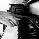 Picture for song 'Play something in D minor' by artist 'Max Qubit'