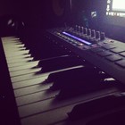 Picture for song 'Everywhere I Go (Money Made It) free D/L' by artist 'MoneyMadeIt'