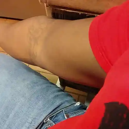 Picture for song 'aBentley Instro.' by artist 'UknoQuazi'