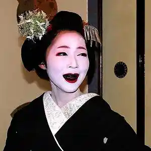 Picture for song 'Words - 4lowershead' by artist '4lowershead'