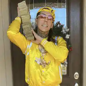 Picture for song '"Guap" (BUY 1 GET 4 FREE)' by artist 'THROWEDTOBIN'