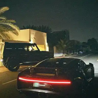 Picture for song 'HIT HARDER' by artist 'donks'