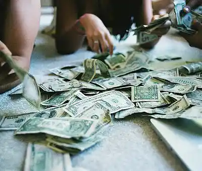 Picture for song 'Lay It Down' by artist 'Jermz On The Track'