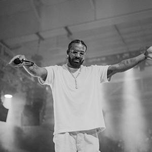 Picture for song '''FINALLY 6 FIGURES'' / Drake Type Beat' by artist 'Beats By Gioest'