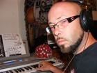Picture for song 'Hit Me Up' by artist 'JE Beats(GB)'