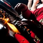 Picture for song 'Kill the dancefloor (Free D/L) *OLD*' by artist 'Kicks'n'Snares Production'
