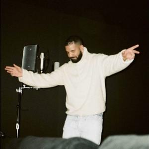 Picture for song 'Strut (prod. Vichle x totzillarbeats)' by artist 'Vichle'